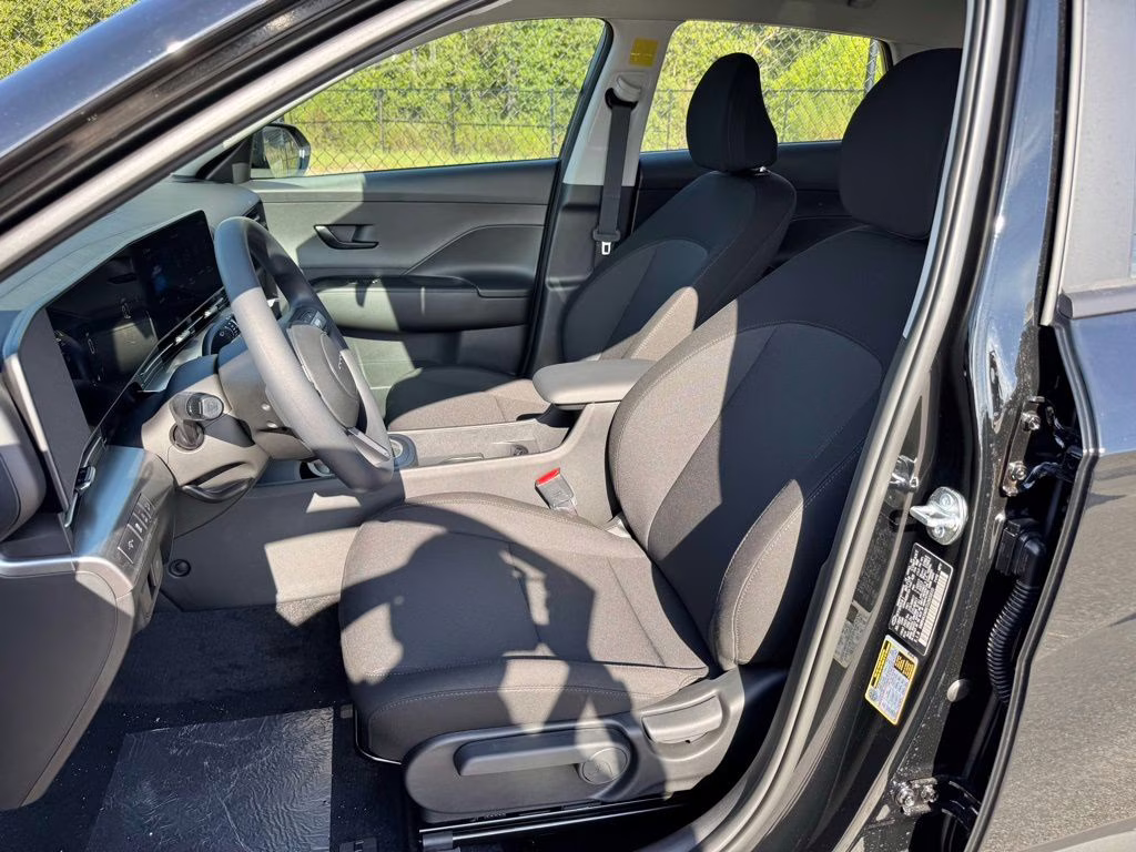 2026 Abyss Black Pearl Hyundai Kona SE FWD SUV