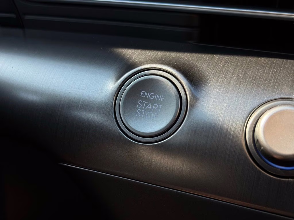 2026 Abyss Black Pearl Hyundai Kona SE FWD SUV