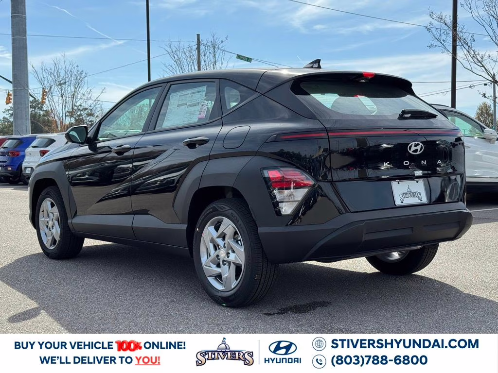 2026 Abyss Black Pearl Hyundai Kona SE FWD SUV