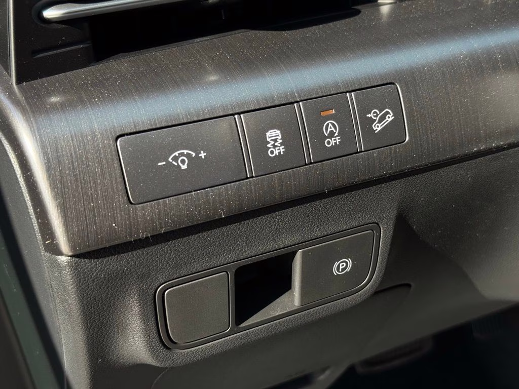 2026 Cyber Gray Metallic Hyundai Kona SE FWD SUV