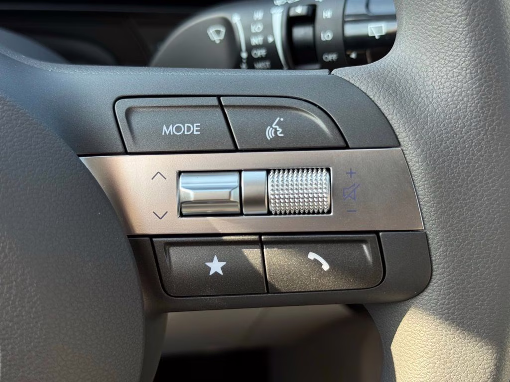 2026 Abyss Black Pearl Hyundai Kona SE FWD SUV