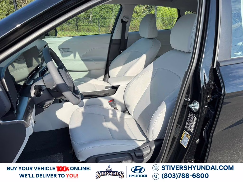 2026 Abyss Black Pearl Hyundai Kona SE FWD SUV