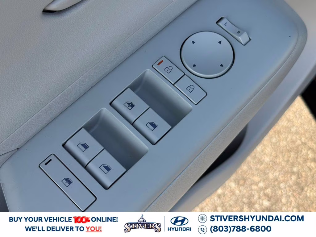 2026 Abyss Black Pearl Hyundai Kona SE FWD SUV