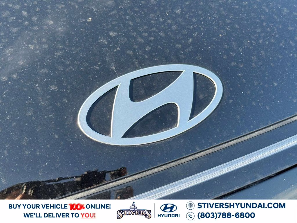 2026 Abyss Black Pearl Hyundai Kona SE FWD SUV