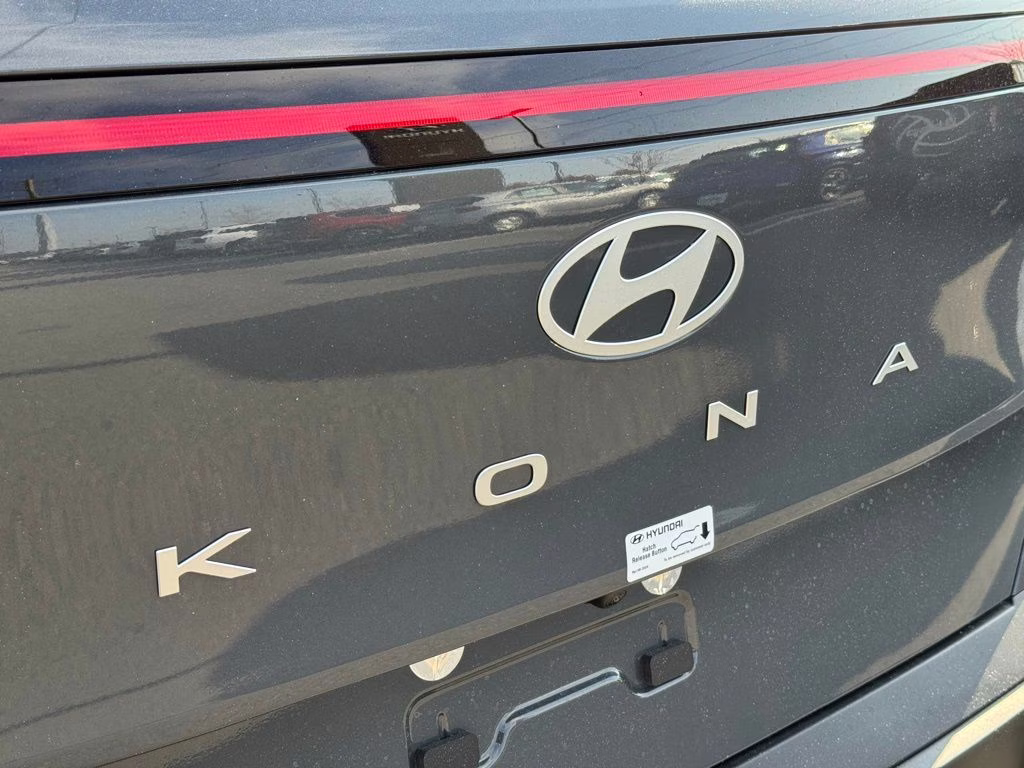 2026 Ecotronic Gray Pearl Hyundai Kona SE FWD SUV