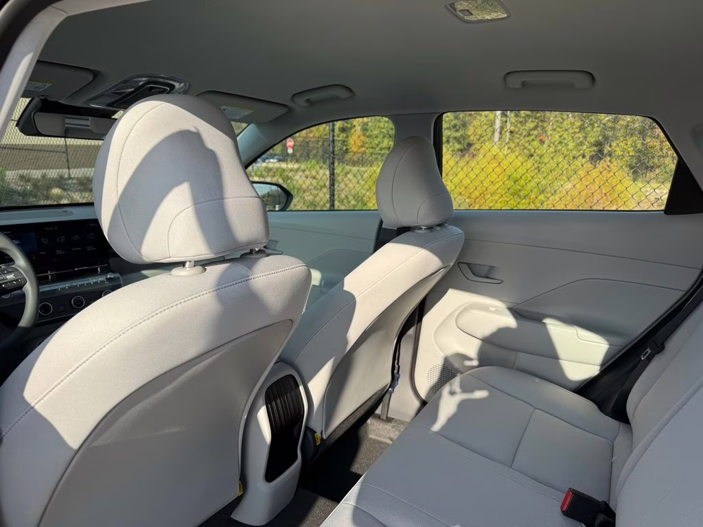 2026 Ecotronic Gray Pearl Hyundai Kona SE FWD SUV