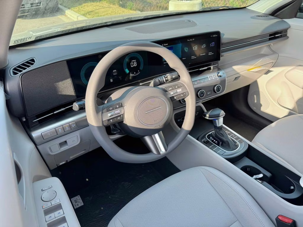 2026 Ecotronic Gray Pearl Hyundai Kona SE FWD SUV