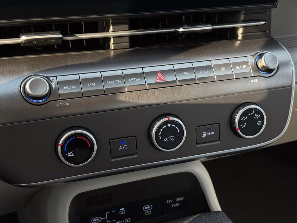 2026 Ecotronic Gray Pearl Hyundai Kona SE FWD SUV