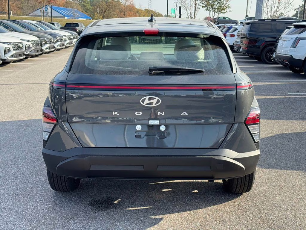 2026 Ecotronic Gray Pearl Hyundai Kona SE FWD SUV