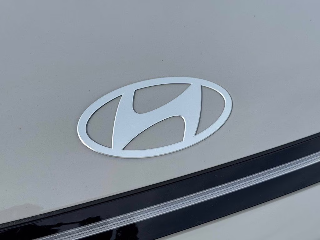 2026 Cyber Gray Metallic Hyundai Kona SE FWD SUV