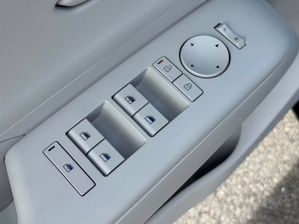 2026 Cyber Gray Metallic Hyundai Kona SE FWD SUV