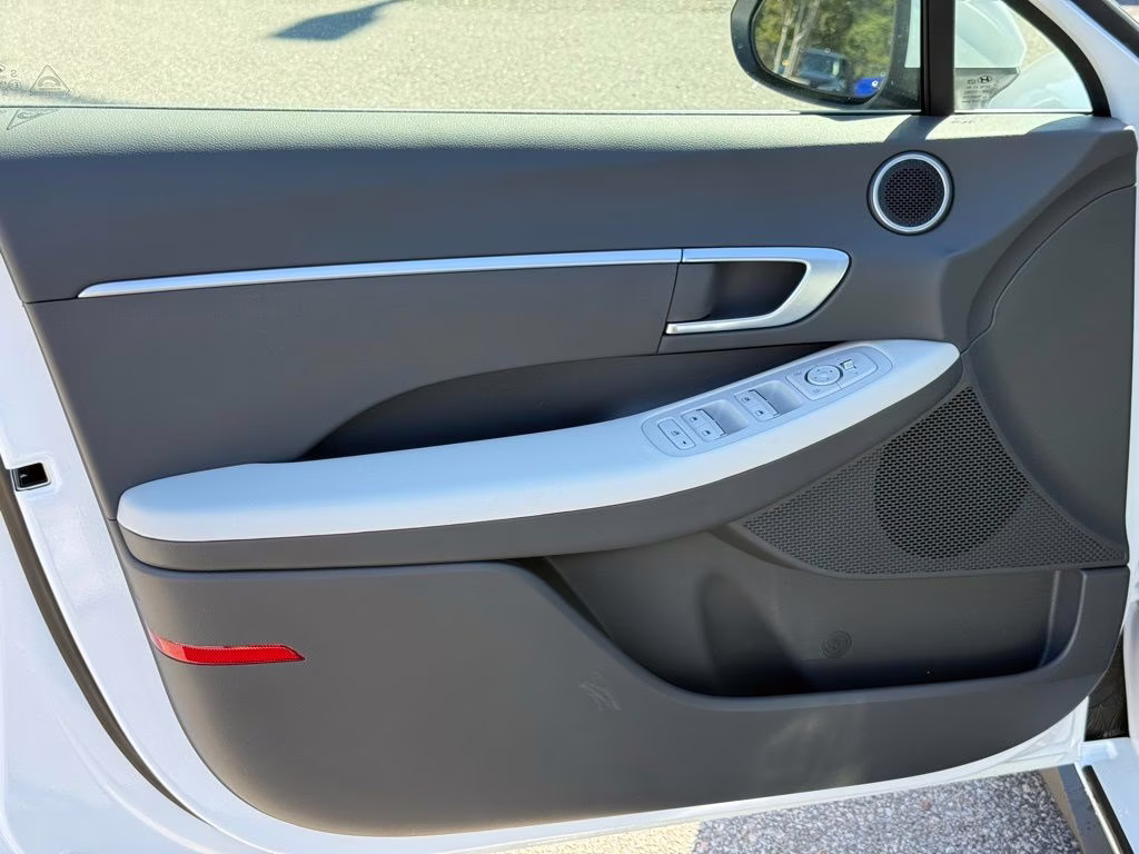 2026 Serenity White Hyundai Sonata SE FWD Sedan