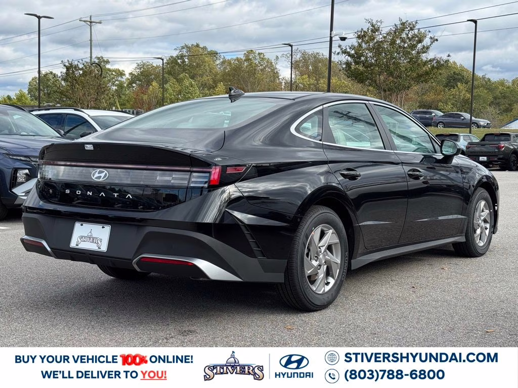 2026 Abyss Black Hyundai Sonata SE FWD Sedan