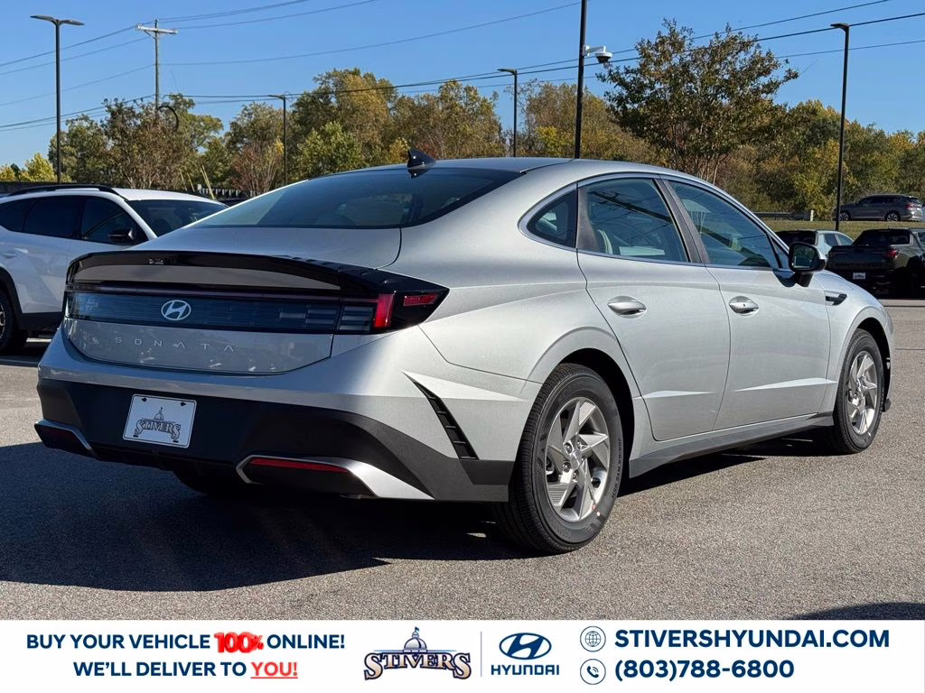 2026 Aero Silver Hyundai Sonata SE FWD Sedan