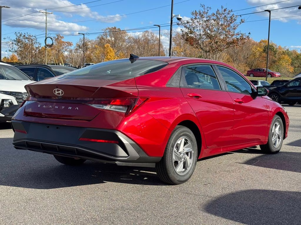 2026 Ultimate Red Hyundai Elantra SE FWD Sedan