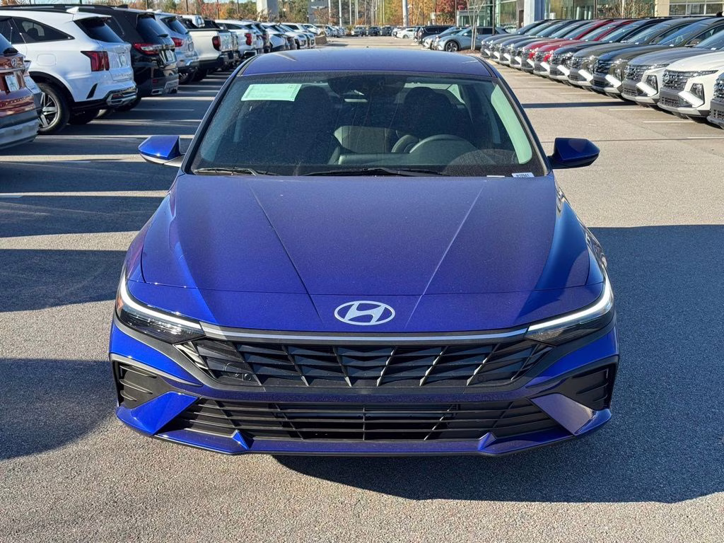 2026 Intense Blue Hyundai Elantra SE FWD Sedan