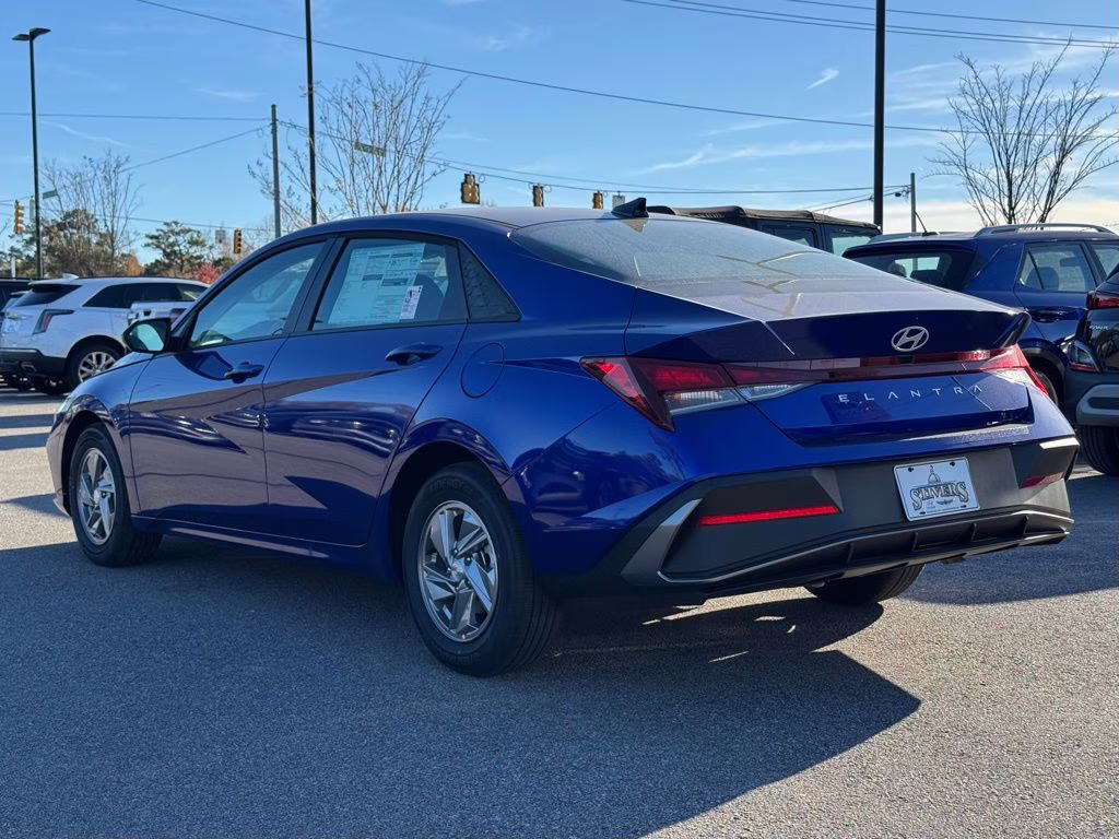 2026 Intense Blue Hyundai Elantra SE FWD Sedan