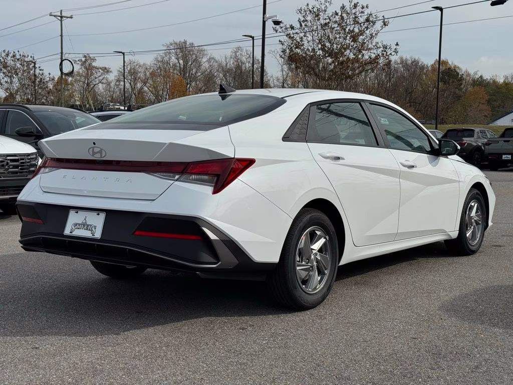 2026 Serenity White Hyundai Elantra SE FWD Sedan