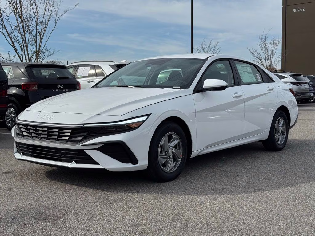 2026 Serenity White Hyundai Elantra SE FWD Sedan