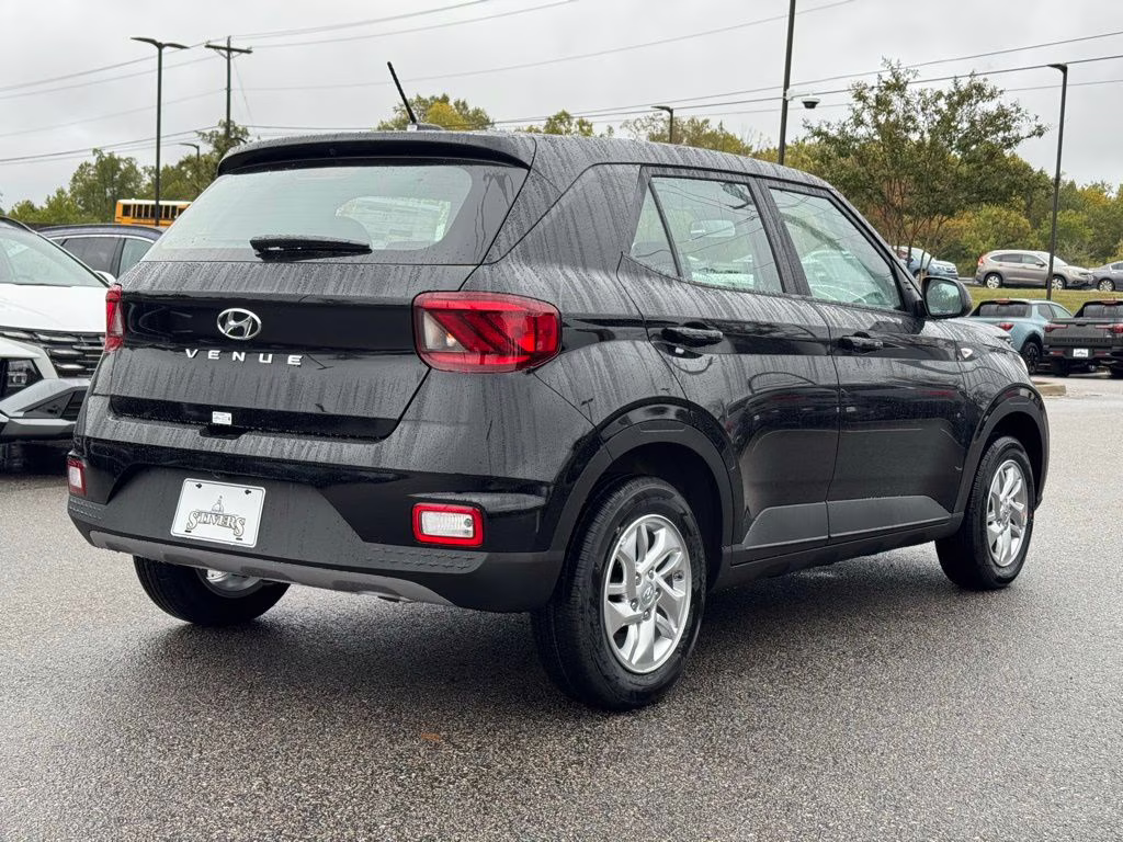 2026 Onyx Black Hyundai Venue SE FWD SUV