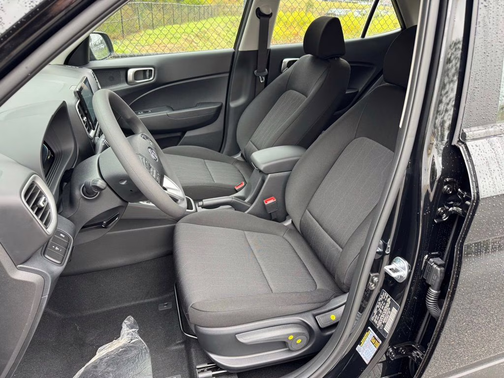 2026 Onyx Black Hyundai Venue SE FWD SUV