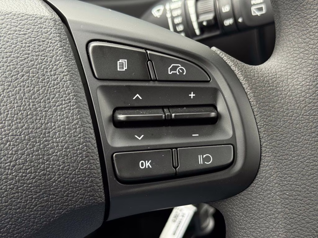 2026 Onyx Black Hyundai Venue SE FWD SUV