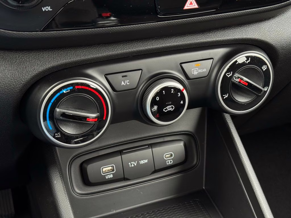 2026 Onyx Black Hyundai Venue SE FWD SUV