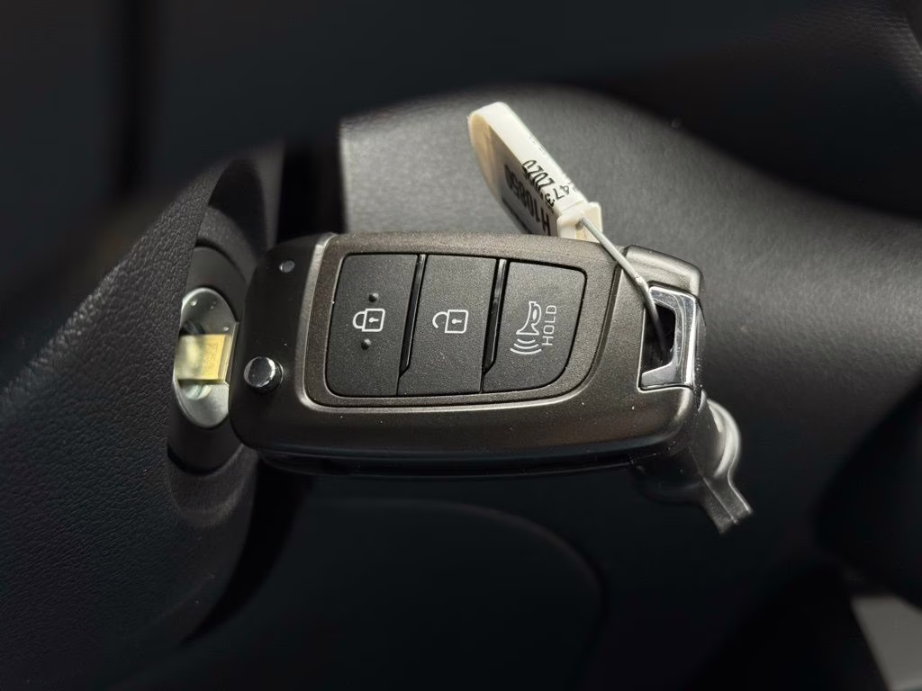 2026 Onyx Black Hyundai Venue SE FWD SUV