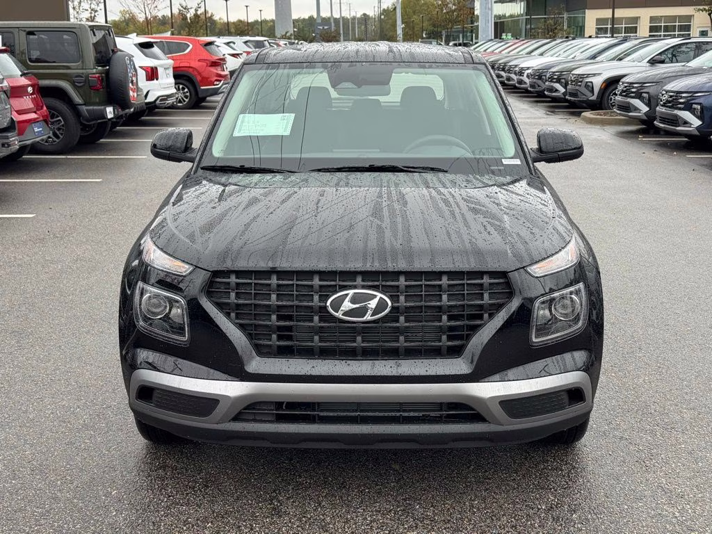 2026 Onyx Black Hyundai Venue SE FWD SUV