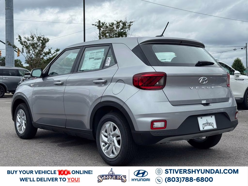 2026 Shimmering Silver Hyundai Venue SE FWD SUV