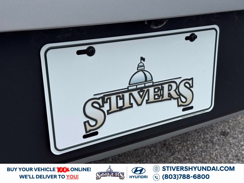 2026 Shimmering Silver Hyundai Venue SE FWD SUV