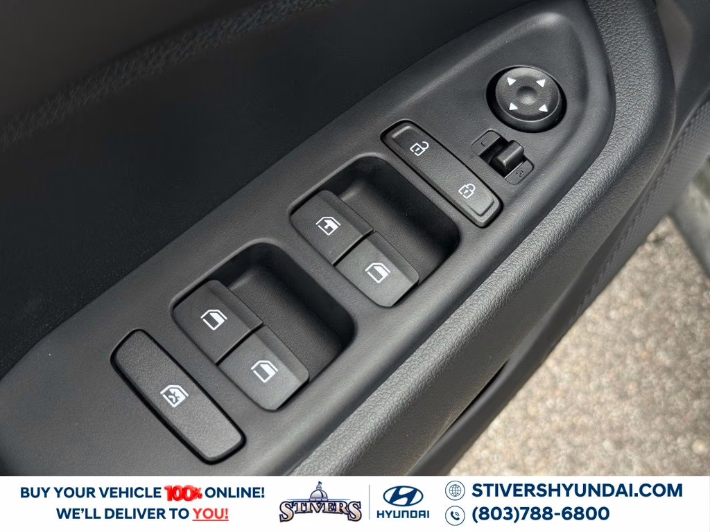 2026 Shimmering Silver Hyundai Venue SE FWD SUV