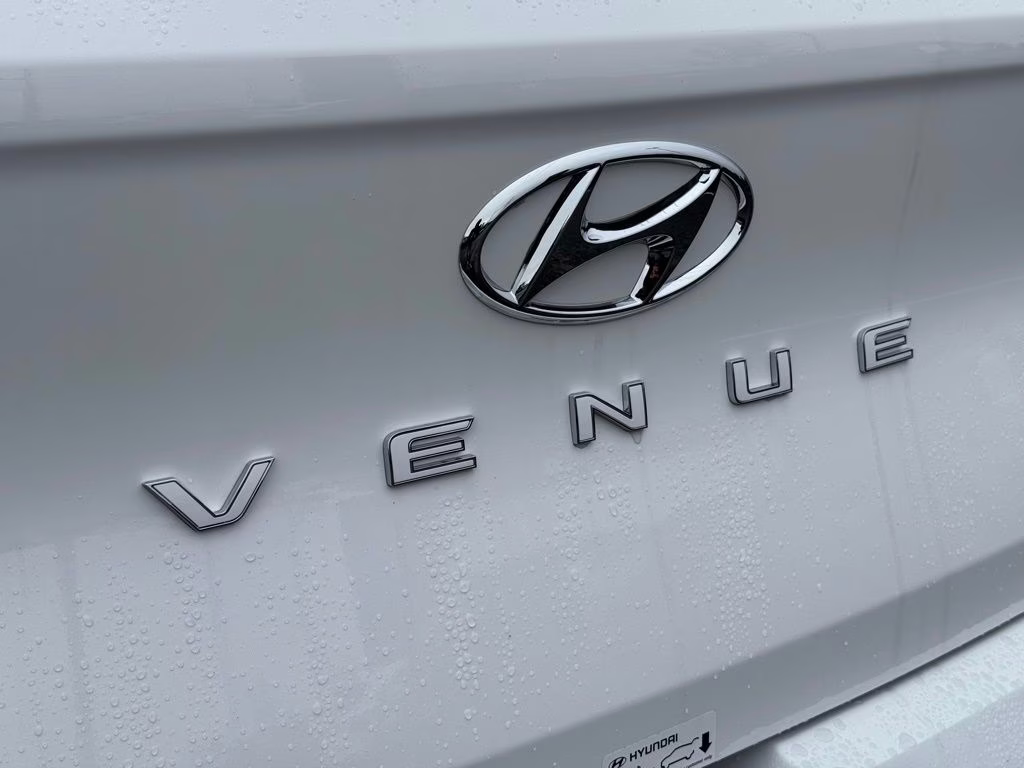 2026 Lunar White Hyundai Venue SEL FWD SUV