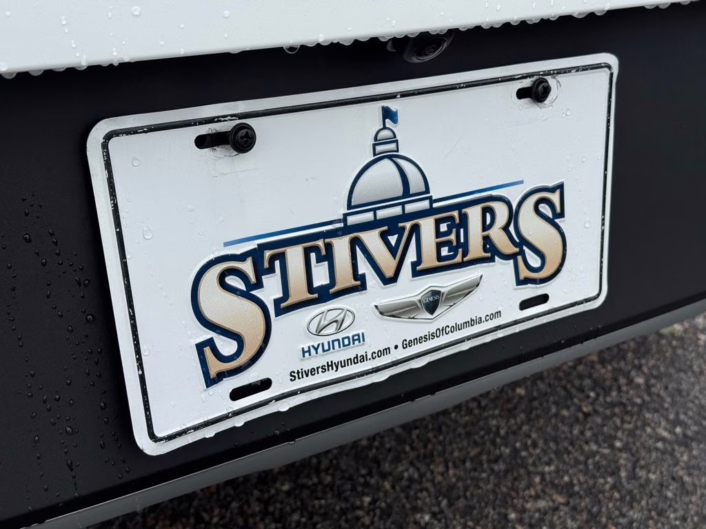 2026 Lunar White Hyundai Venue SEL FWD SUV