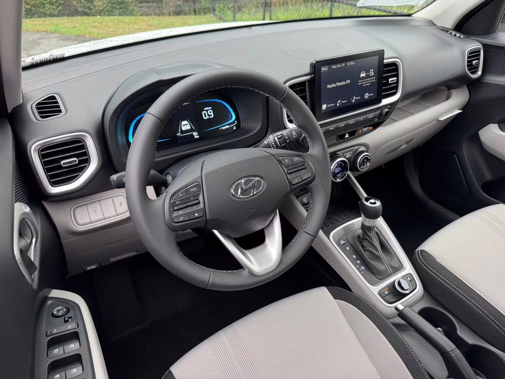 2026 Lunar White Hyundai Venue SEL FWD SUV