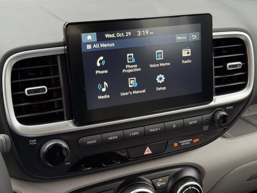 2026 Lunar White Hyundai Venue SEL FWD SUV