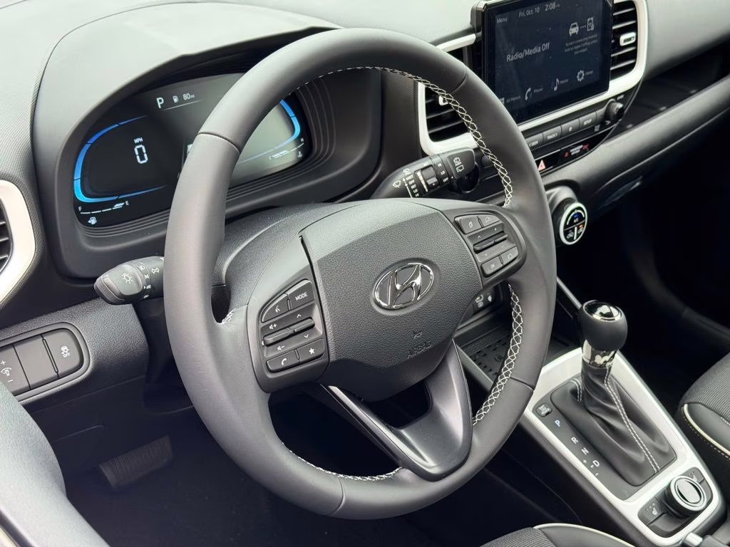 2026 Lunar White w/Black Roof Hyundai Venue SEL FWD SUV