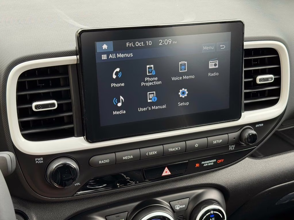 2026 Lunar White w/Black Roof Hyundai Venue SEL FWD SUV