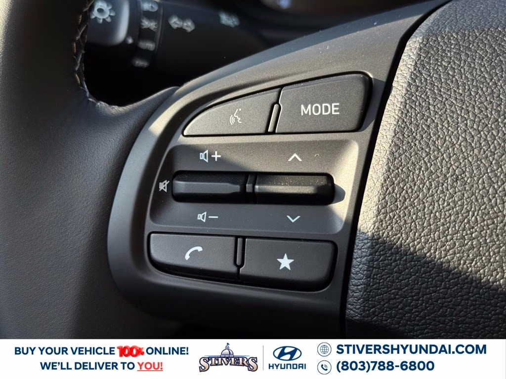 2026 Lunar White Hyundai Venue SEL FWD SUV