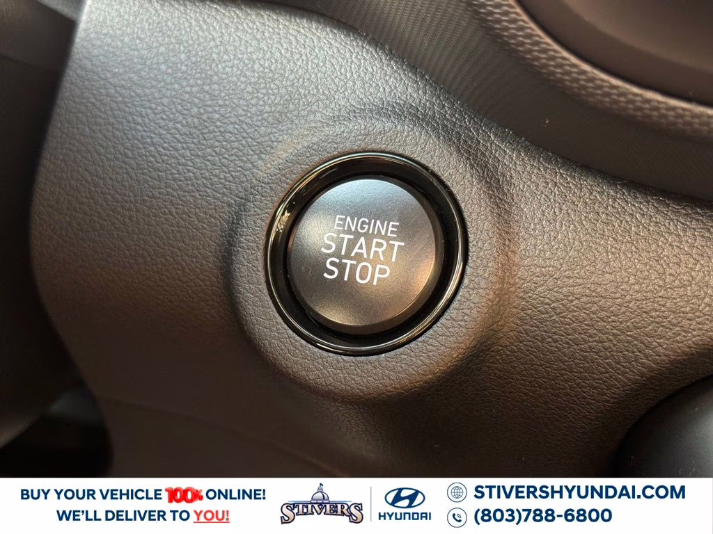 2026 Lunar White Hyundai Venue SEL FWD SUV