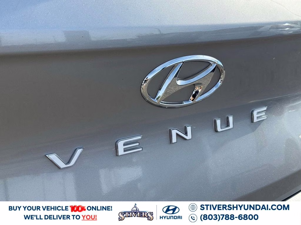 2026 Shimmering Silver Hyundai Venue SEL FWD SUV