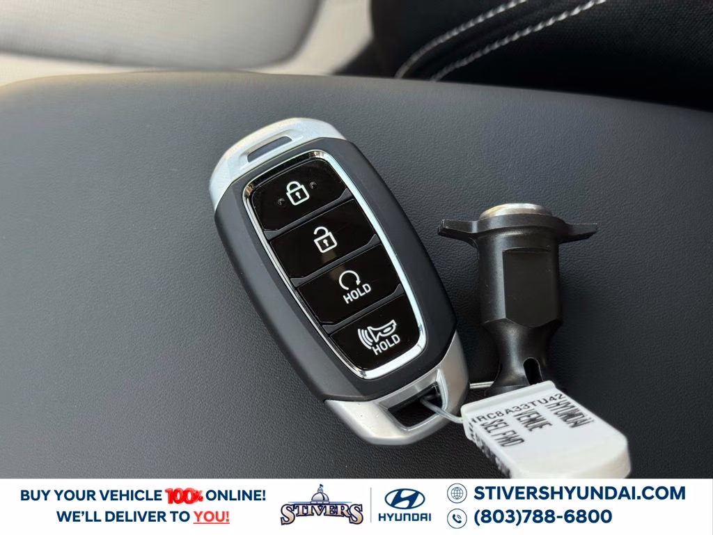 2026 Shimmering Silver Hyundai Venue SEL FWD SUV