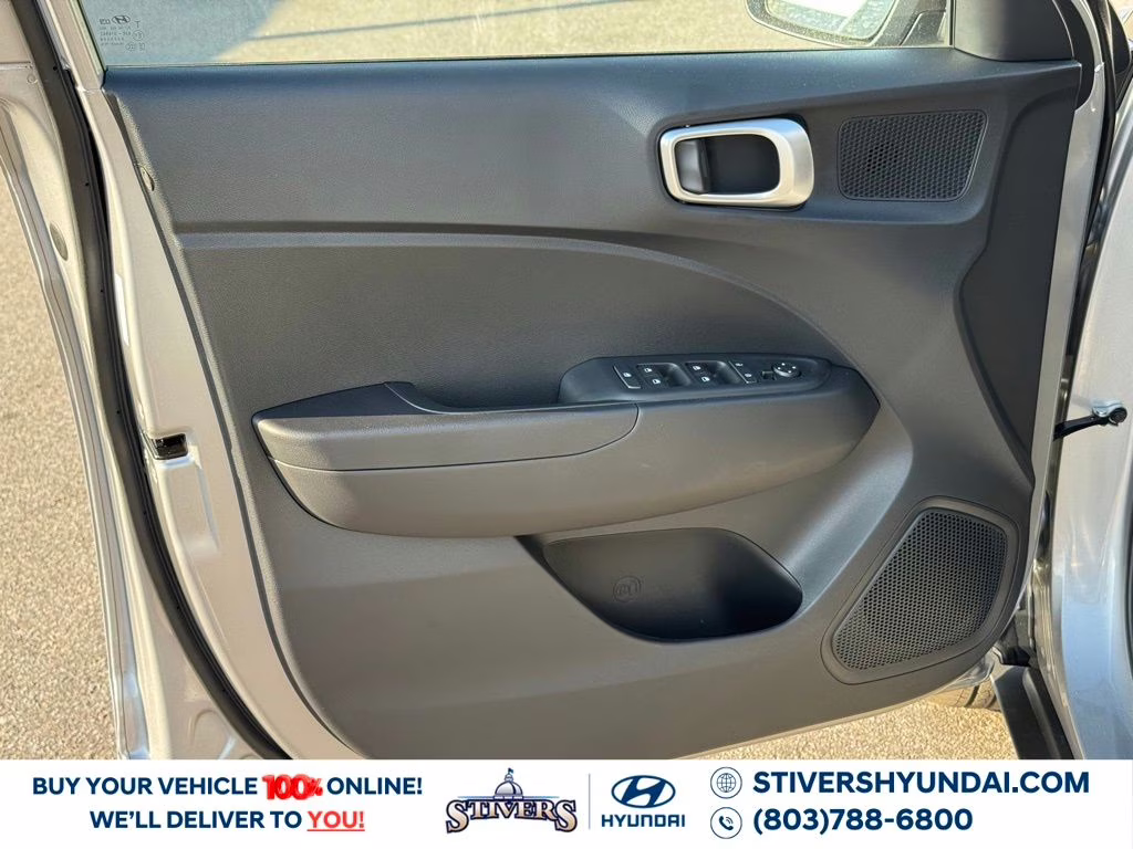 2026 Shimmering Silver Hyundai Venue SEL FWD SUV