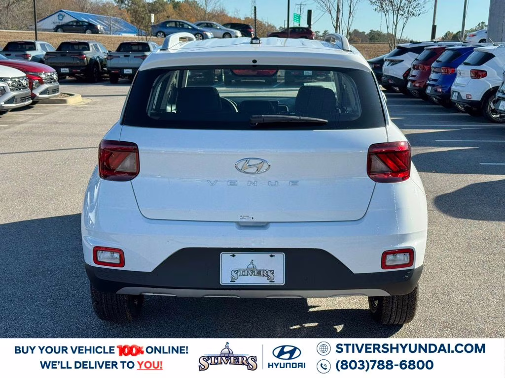 2026 Lunar White Hyundai Venue SEL FWD SUV