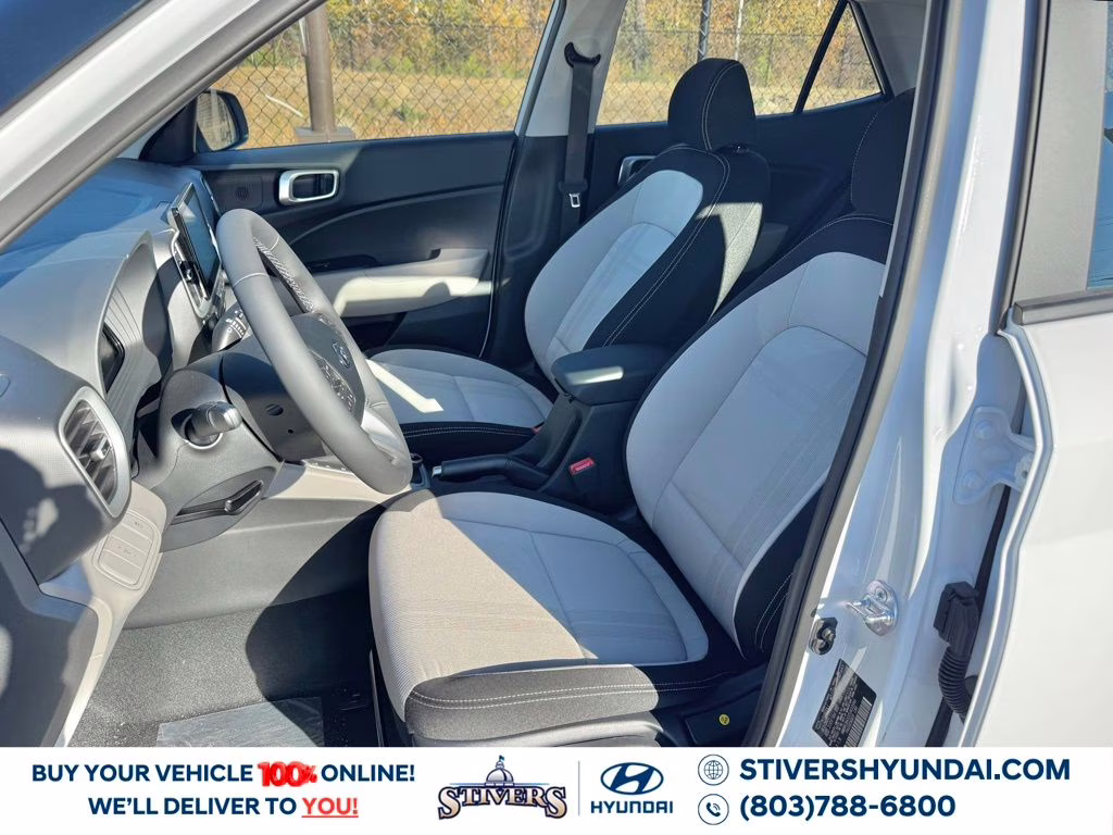 2026 Lunar White Hyundai Venue SEL FWD SUV