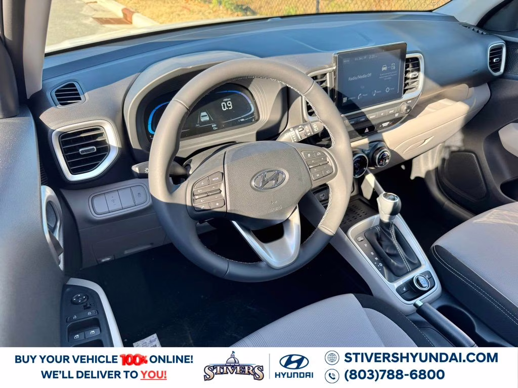 2026 Lunar White Hyundai Venue SEL FWD SUV