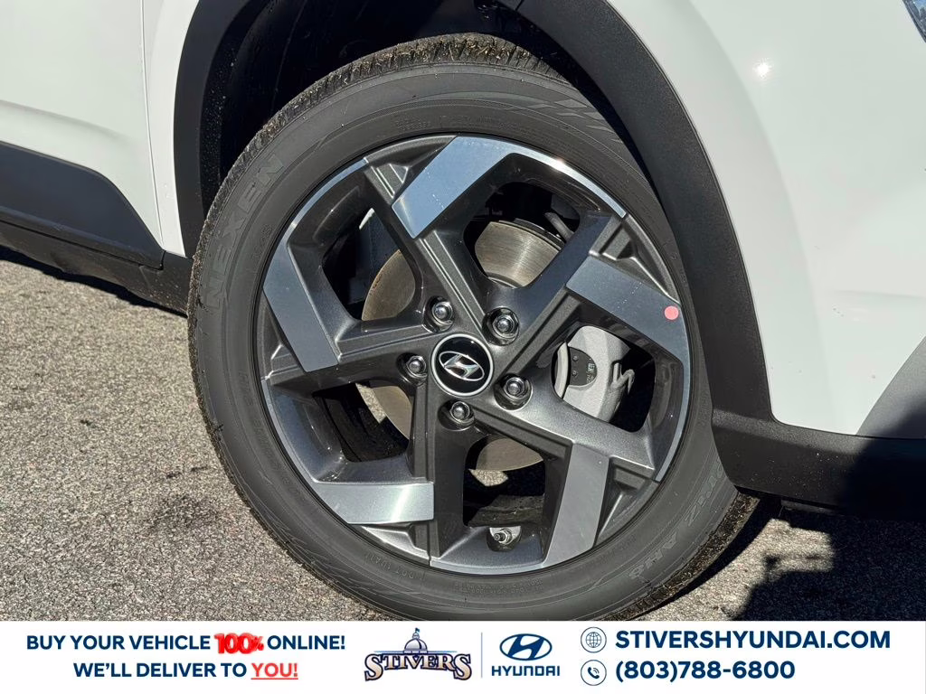 2026 Lunar White Hyundai Venue SEL FWD SUV