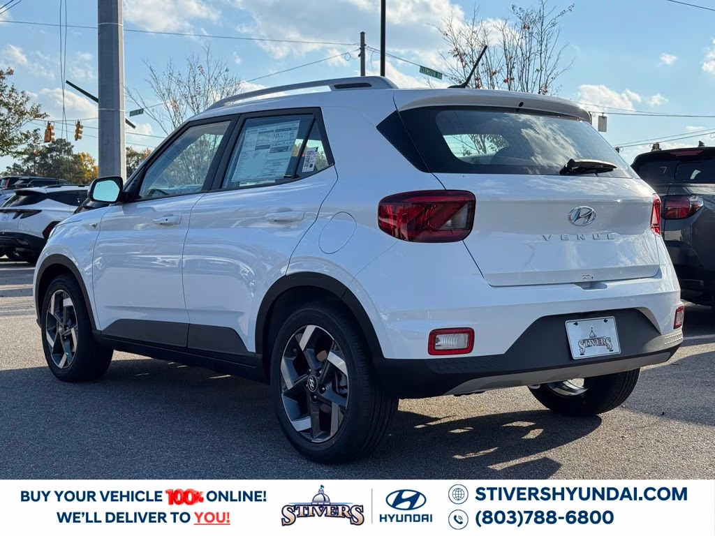 2026 Lunar White Hyundai Venue SEL FWD SUV