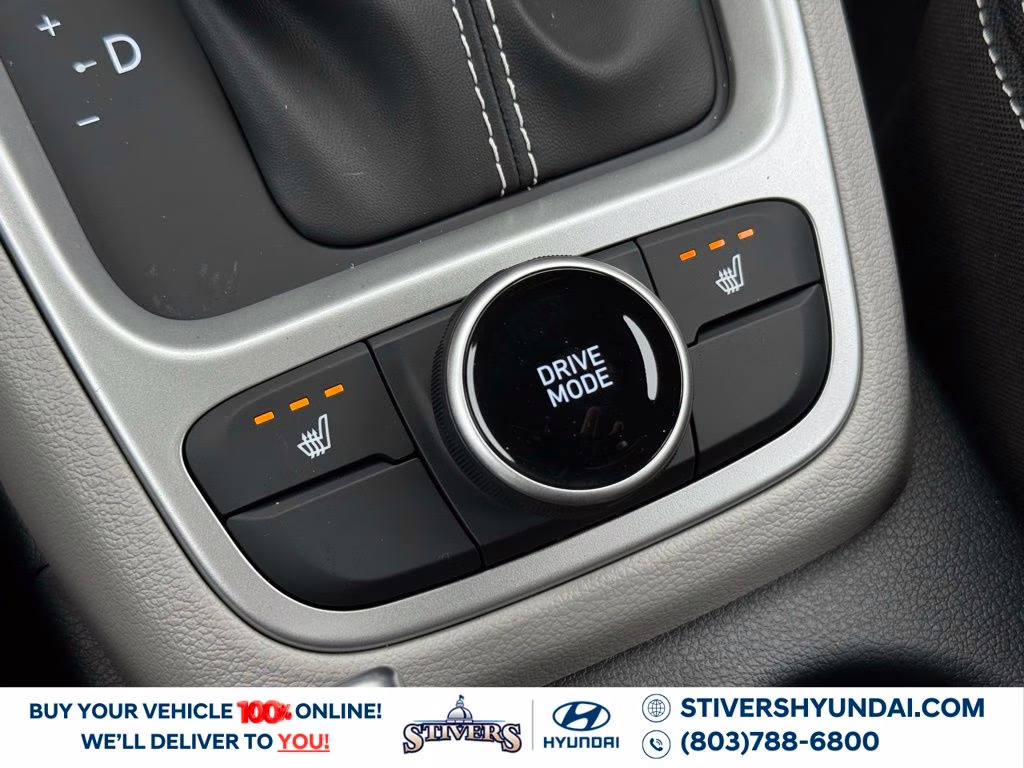 2026 Onyx Black Hyundai Venue SEL FWD SUV