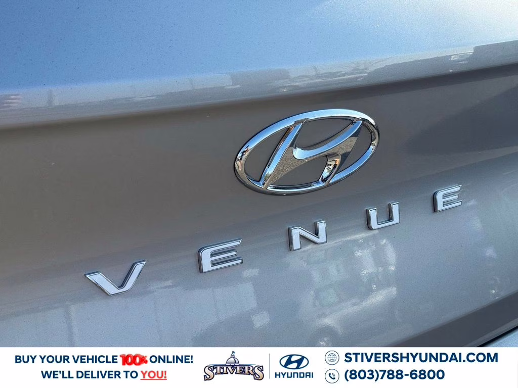 2026 Shimmering Silver Hyundai Venue SEL FWD SUV